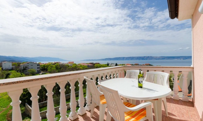 Povile Apartment | 70 m² Apartment ∙ 2 bedrooms ∙ 5 guests
