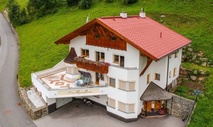 Kappl Apartment | 70 m² Apartment ∙ 3 bedrooms ∙ 6 guests