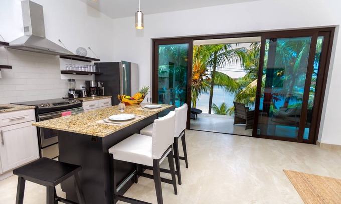 Half Moon Bay Condo | 74 m² Condo ∙ 1 bedroom ∙ 3 guests