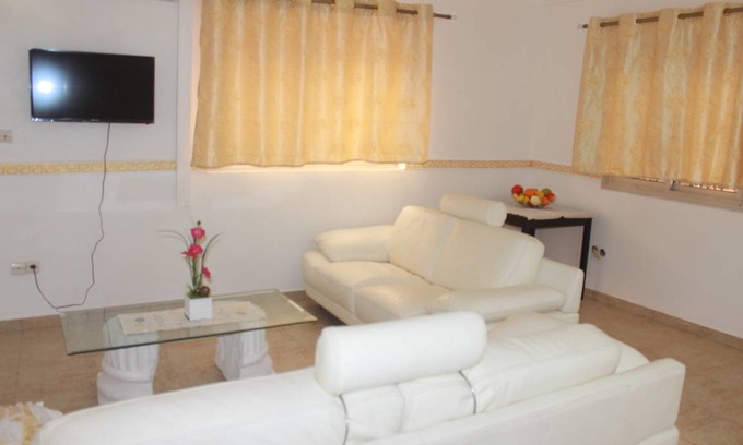Douala Apartment | 75 m² Apartment ∙ 2 bedrooms ∙ 4 guests