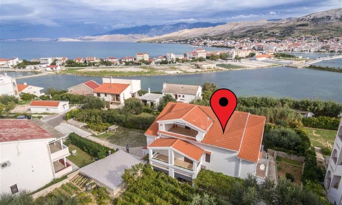 Pag Apartment | 77 m² Apartment ∙ 2 bedrooms ∙ 5 guests