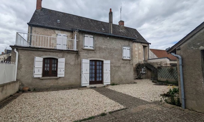 Mezieres-en-Brenne House | 78 m² House ∙ 2 bedrooms ∙ 5 guests