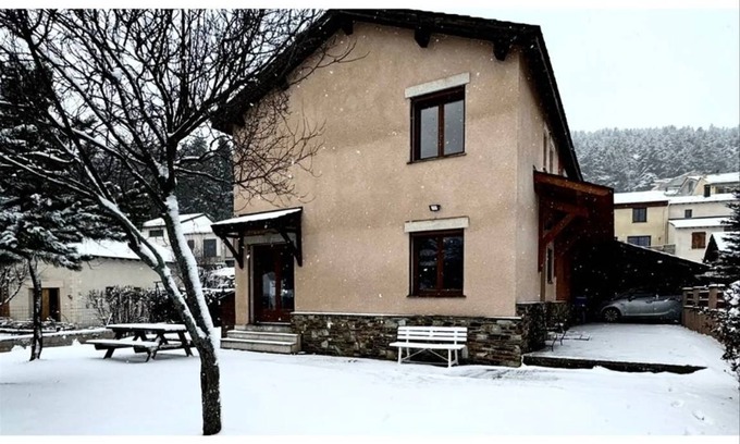 Formigueres House | 78 m² House ∙ 3 bedrooms ∙ 8 guests