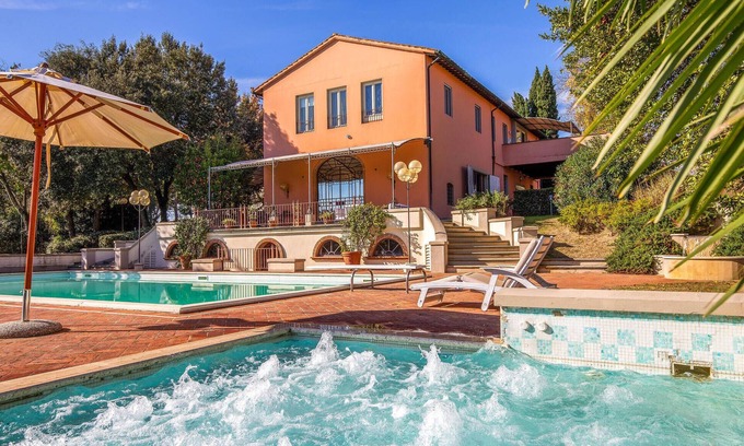 Fucecchio House | 8 bedroom beautiful home in Fucecchio
