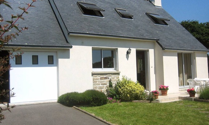 Tregunc Other | 80 m² Accommodation ∙ 2 bedrooms ∙ 4 guests