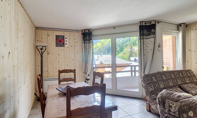 Saint-Jean-dʼAulps Apartment | 80 m² Apartment ∙ 4 bedrooms ∙ 9 guests