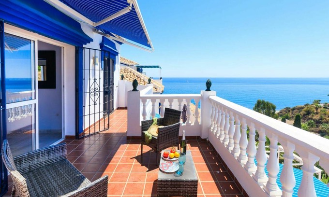 Torrox Costa Apartment | 80 m² Apartment ∙ 2 bedrooms ∙ 4 guests