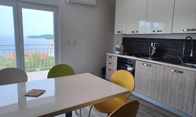 Razanj Apartment | 90 m² Apartment ∙ 2 bedrooms ∙ 4 guests