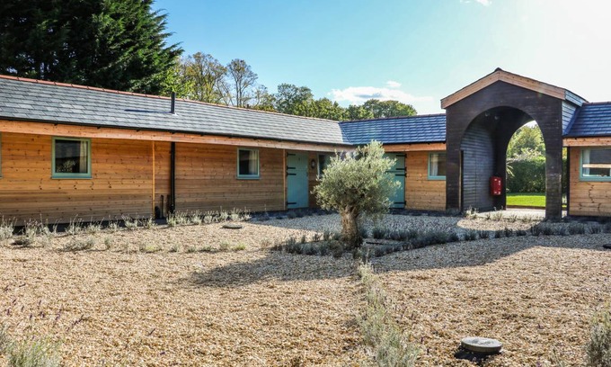 Aldermaston Wharf Cottage | 90 m² Cottage ∙ 1 bedroom ∙ 2 guests