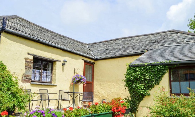 Hartland Cottage | 90 m² Cottage ∙ 1 bedroom ∙ 2 guests