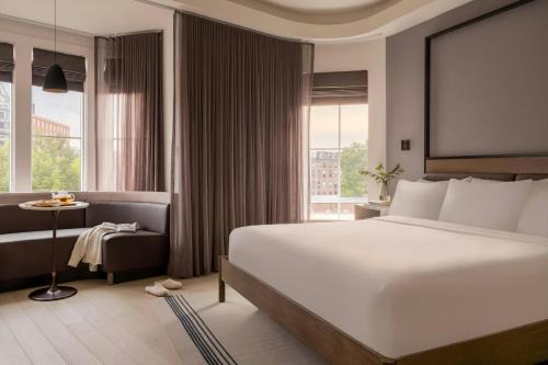 Central Square Hotel | 907 Main Hotel Central Square, Sonder by Marriott Bonvoy