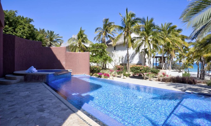 Ensenada Los Muertos Villa | 91 m² Villa ∙ 2 bedrooms ∙ 5 guests