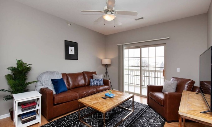 Ames Apartment | 93 m² Apartment ∙ 1 bedroom ∙ 2 guests