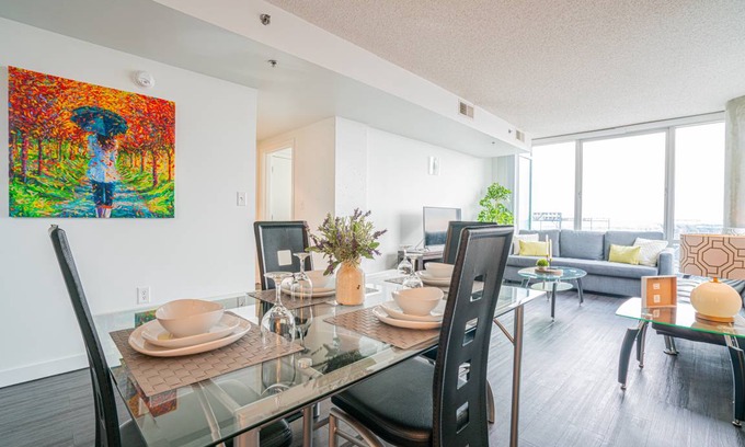 Downtown West Apartment | 93 m² Apartment ∙ 2 bedrooms ∙ 5 guests