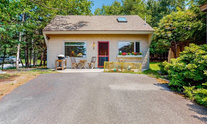 Bass Harbor Cottage | 93 m² Cottage ∙ 1 bedroom ∙ 3 guests