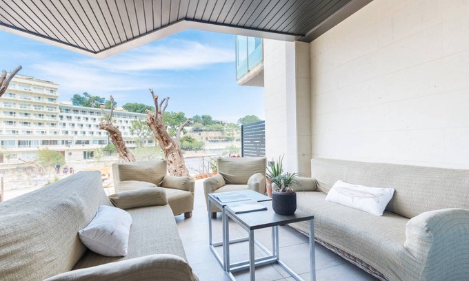 Cala San Vicente Apartment | 94 m² Apartment ∙ 3 bedrooms ∙ 5 guests