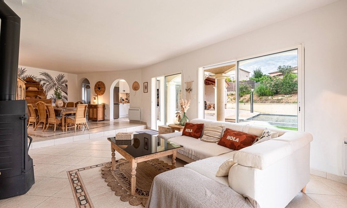 Cauro Villa | A bella Gaïa - Four Bedroom Villa, Sleeps 10