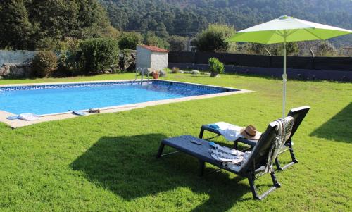 Hio House | A Broula Casa con piscina