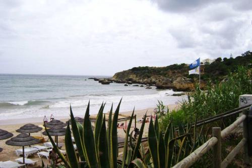 Oura Apartment | A dois passos da praia