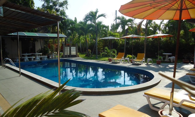 Nong Prue Resort | A little paradise, the Lonops Paradise for gay-oriented guests in Pattaya-TH