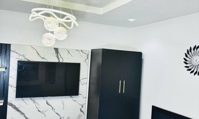Somolu Apartment | A Luxurious Escape in the Heart of the City – Only at Thiancee Homes