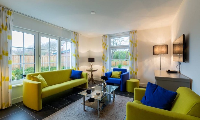 Oostkapelle House | A modern, attractive holiday home for the whole family, quietly located within walking distance of the center