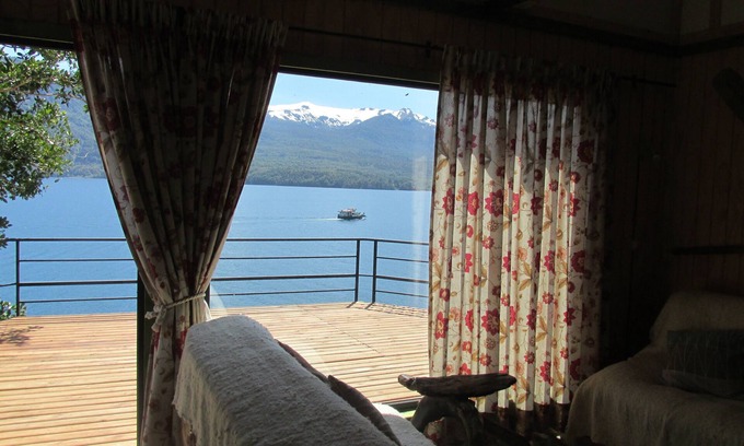 Puerto Octay Cabin | A Nest Over Water