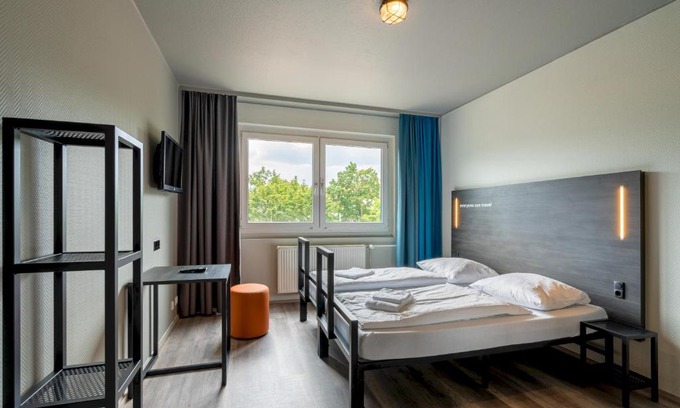 Hohenschoenhausen Hostel | a&o Berlin Kolumbus
