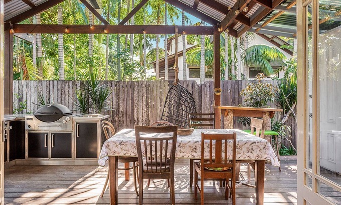 Byron Bay Cottage | A Perfect Stay - Byron Surf Cottage