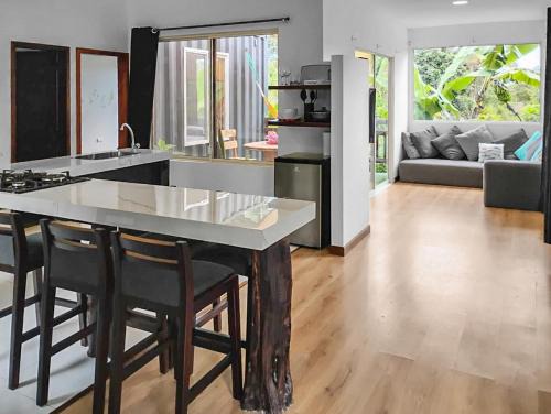 Bellavista House | A short 10-minute ride from Puerto Ayora, in a tranquil natural setting