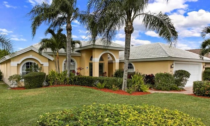 Central Naples House | A true gem in Briarwood we call Seven Palms,a 3 bed, 2 bath private pool home