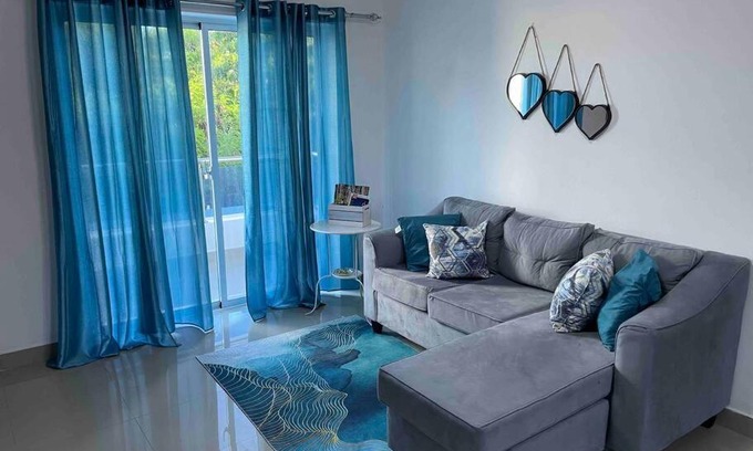 La Romana Apartment | A un minuto de la playa caleta
