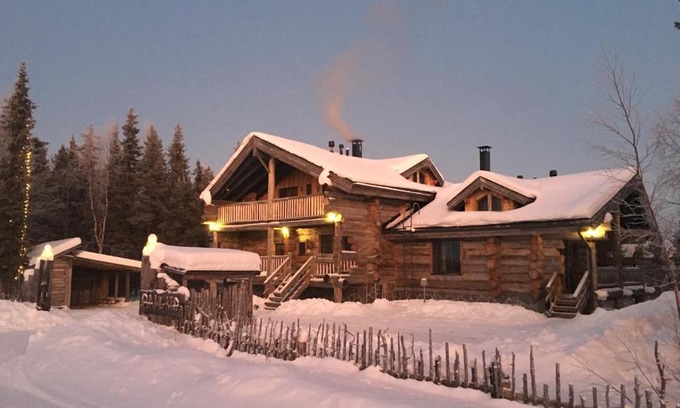 Sirkka Villa | Aamukka A&B