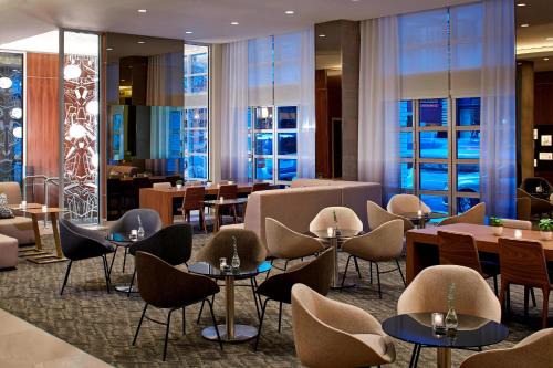 Downtown Portland Hotel | AC Hotel by Marriott Portland Downtown, OR