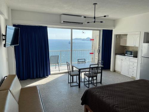 Jimenez Apartment | acapulco suites lys 07 Torres Gemelas