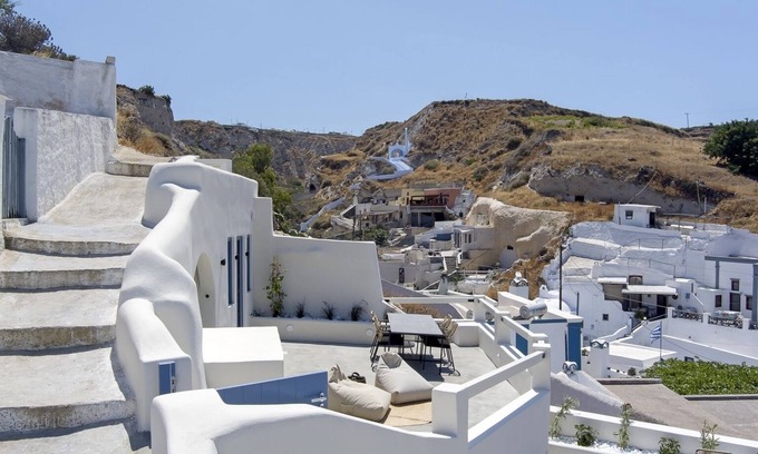 Messaria House | Acave Santorini Suites