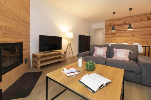 Panticosa Apartment | Acentor Alpino by BeValle