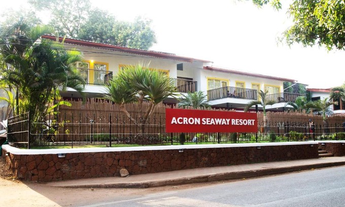 Candolim Hotel | Acron Seaway Resort