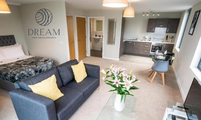 Salford Apartment | Adelphi Wharf Luxury Apartments