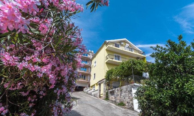 Igalo Apartment | Adriana Apartments
