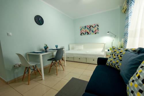 Perea Apartment | Aegean studio by the sea II