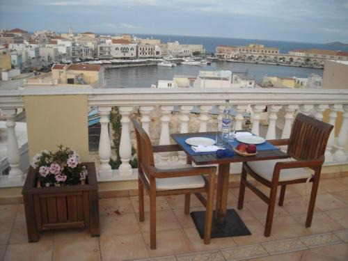 Ermoupoli Hotel | Aegli