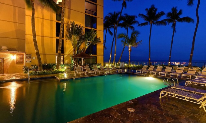 Honokowai Apartment | AEI at The Mahana Kaanapali Resort