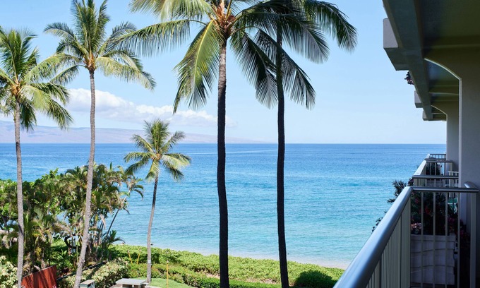 Kaanapali Apartment | AEI at The Whaler Kaanapali Beach Resort