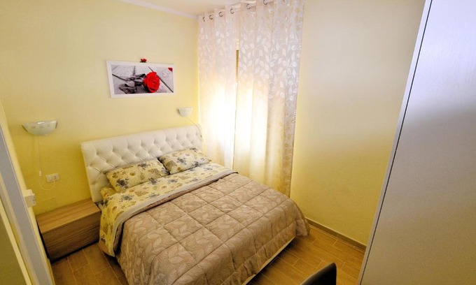 Historic Center House | Affittacamere Lidiya