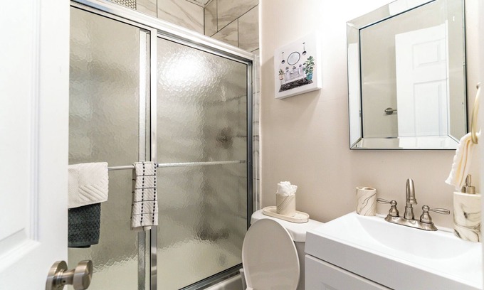 Kingman Park Condo | Affordable and Comfortable Stay in DC with Dedicated Parking Space