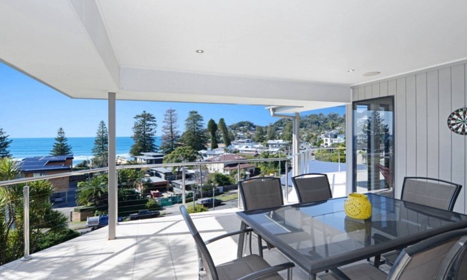 Avoca Beach House | Agave Cove - Great Spot in the Heart of Avoca!