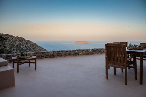 Nisyros Apartment | Agnanti Mountain & Sea Hideaway