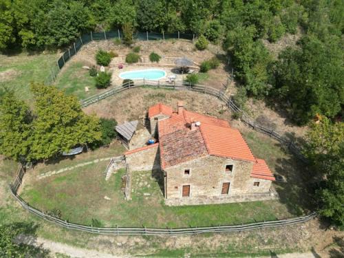 Arezzo House | Agriturismo con piscina in Toscana, Tribbiano