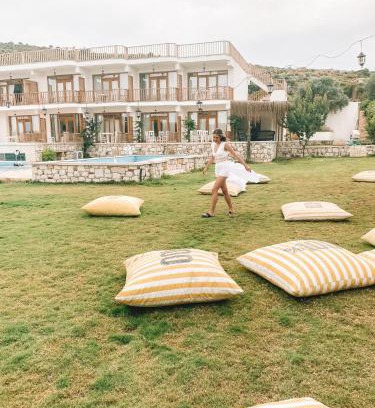 Cesme Hotel | Alaçatı Barbarossa Hotel